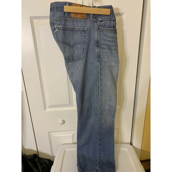 Levis Distressed Faded Blue Denim 514 Jeans Slim Straight Leg Red Tab 40 x 30 - Picture 6 of 9